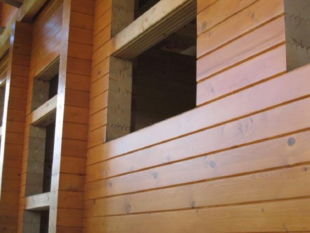Es muy importante durante la fase de construcción de cuidar de la protección de la madera. 