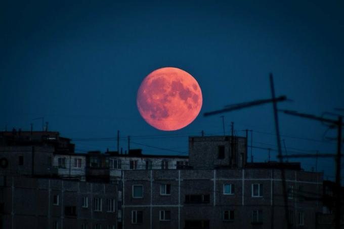 La gente ha creído durante mucho tiempo en la fuerte influencia de la luna | ZikZak