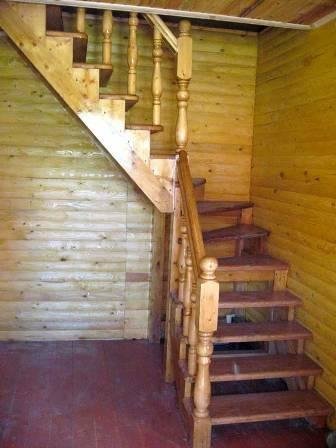 Lo peor de todo, si usted tiene que "entrar" en una escalera en una casa ya construida: es necesario compromiso entre funcionalidad y comodidad.