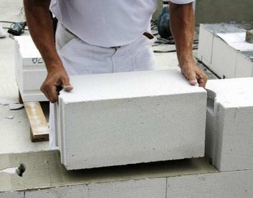 costura grueso reduce el coeficiente de resistencia térmica de los bloques de hormigón de la pared es de 25%, lo que conducirá a un aumento de costes de calefacción.