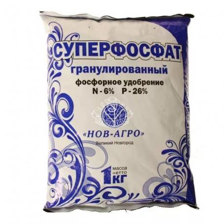 Por ejemplo, el superfosfato adecuada! (Semyankin.ru)